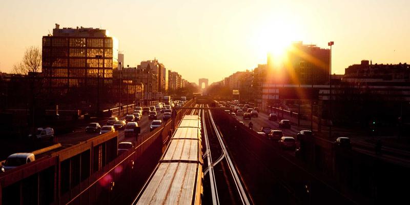 小户型秒变大平层!轩逸家园揭秘:镜子、玻璃、开放式布局三大视觉扩容术